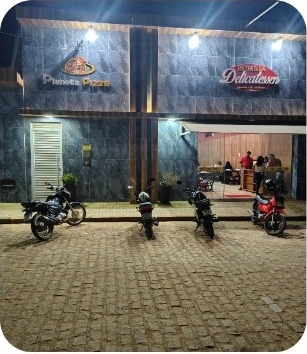 Fachada da Planeta Pizza em Iraquara